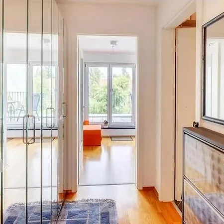 Appartamento Moebliert Lichtdurchflutete Am Waldfriedhof *